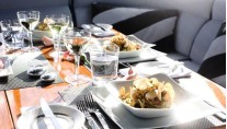 Moonbird -  Lunch